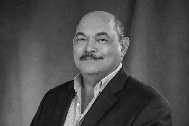 Poder Ejecutivo declara duelo nacional por fallecimiento de Ramón Albuquerque 