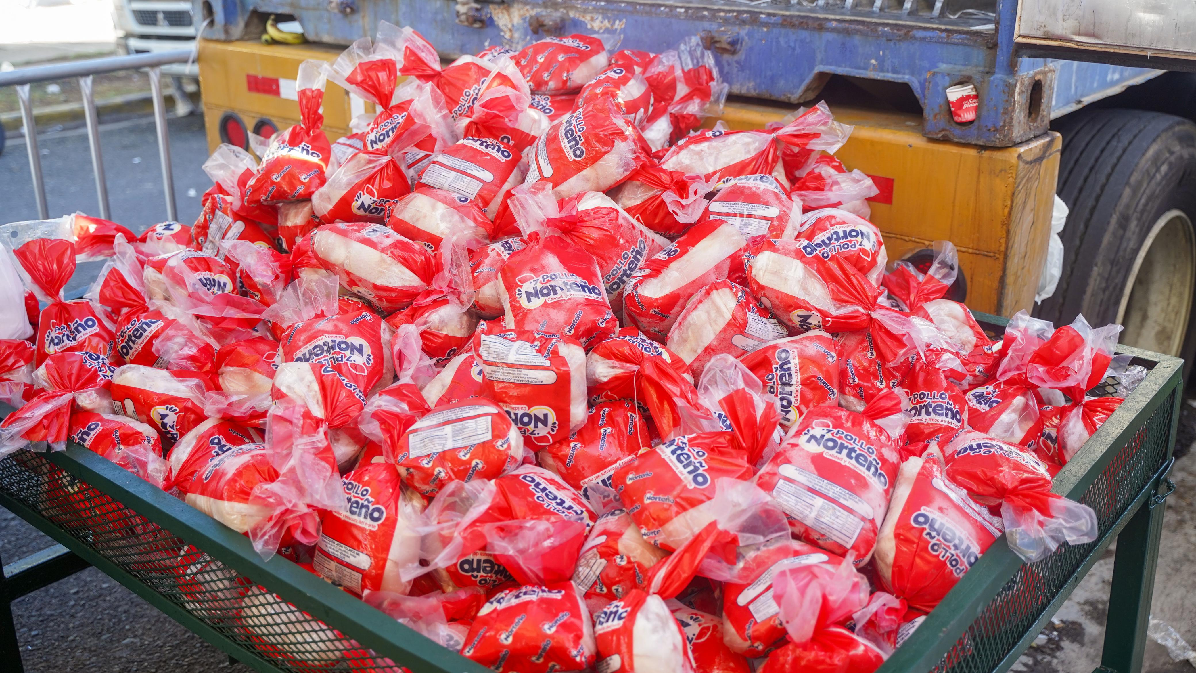 Inespre anuncia venta de pollo a 55 pesos la libra