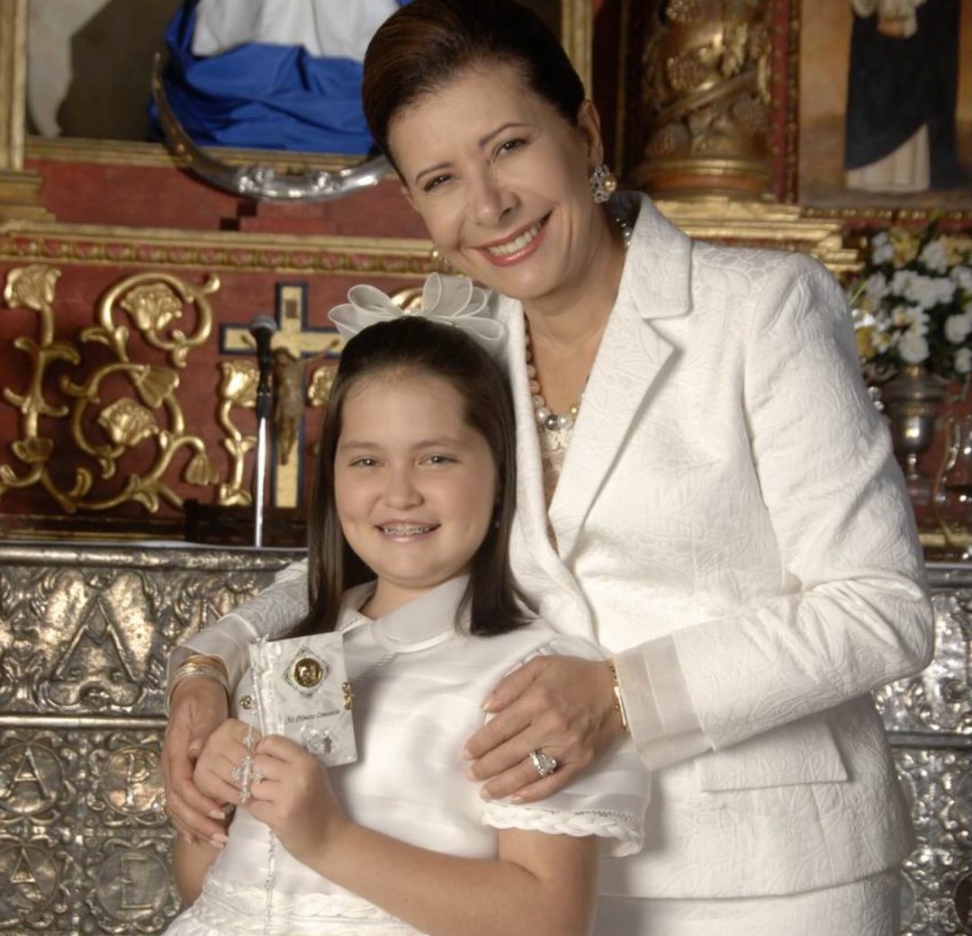 "Díez meses tengo en brazos dela fuerza Divina" Melba Grullón recuerda su hija a 10 meses del colapso del centro nocturno