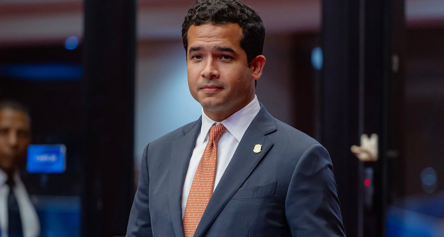 Ante conflicto en Irán, Omar Fernández reitera indexación salarial aliviaría economía familiar