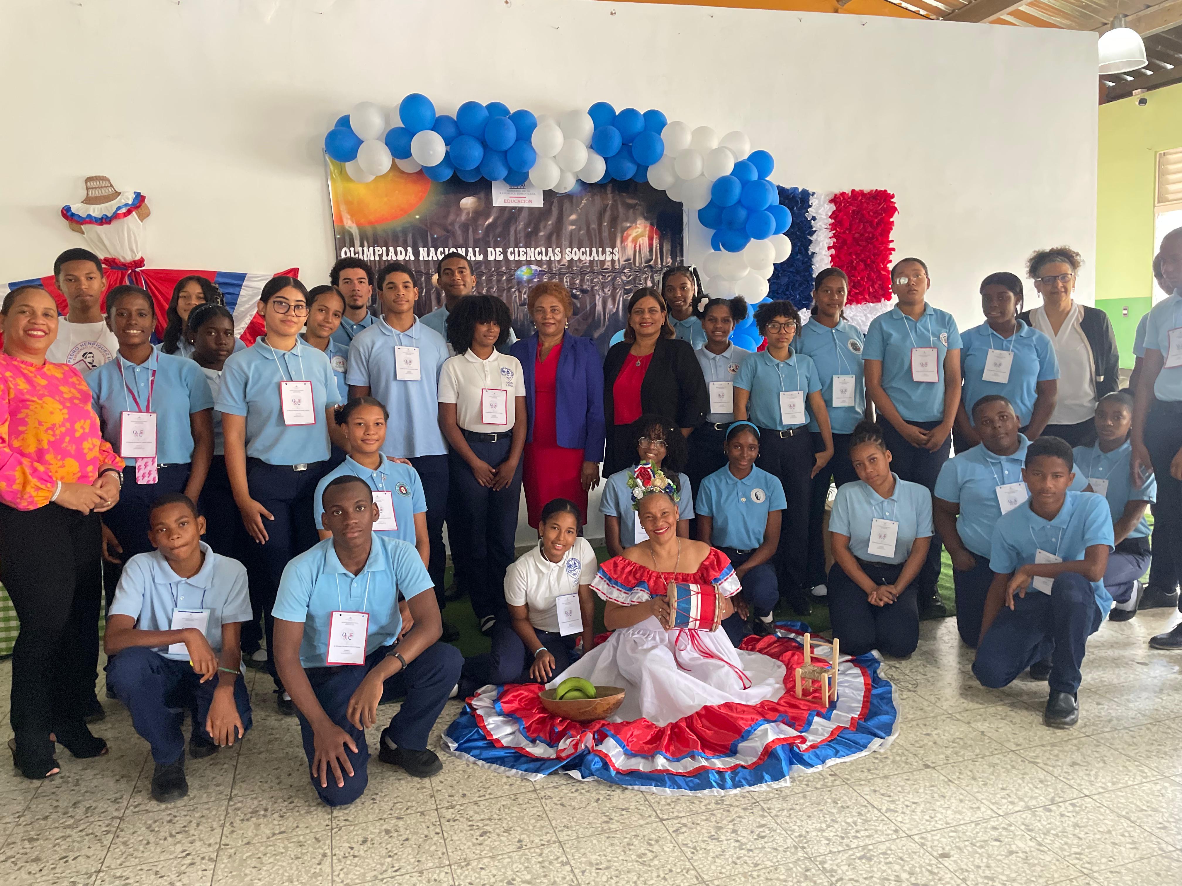 Distrito Educativo 15-06 realiza segunda etapa Olimpiada Distrital de Ciencias Sociales 2026