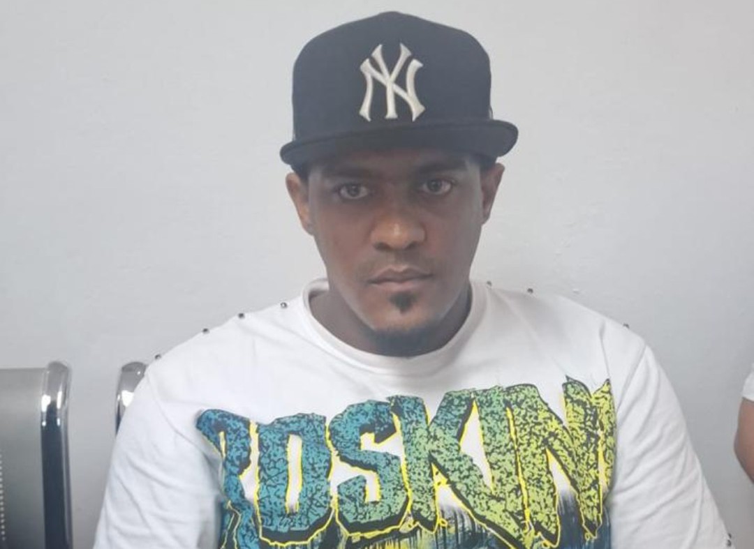 De manera voluntaria se entrega hombre Implicado en asalto donde murió puertorriqueño