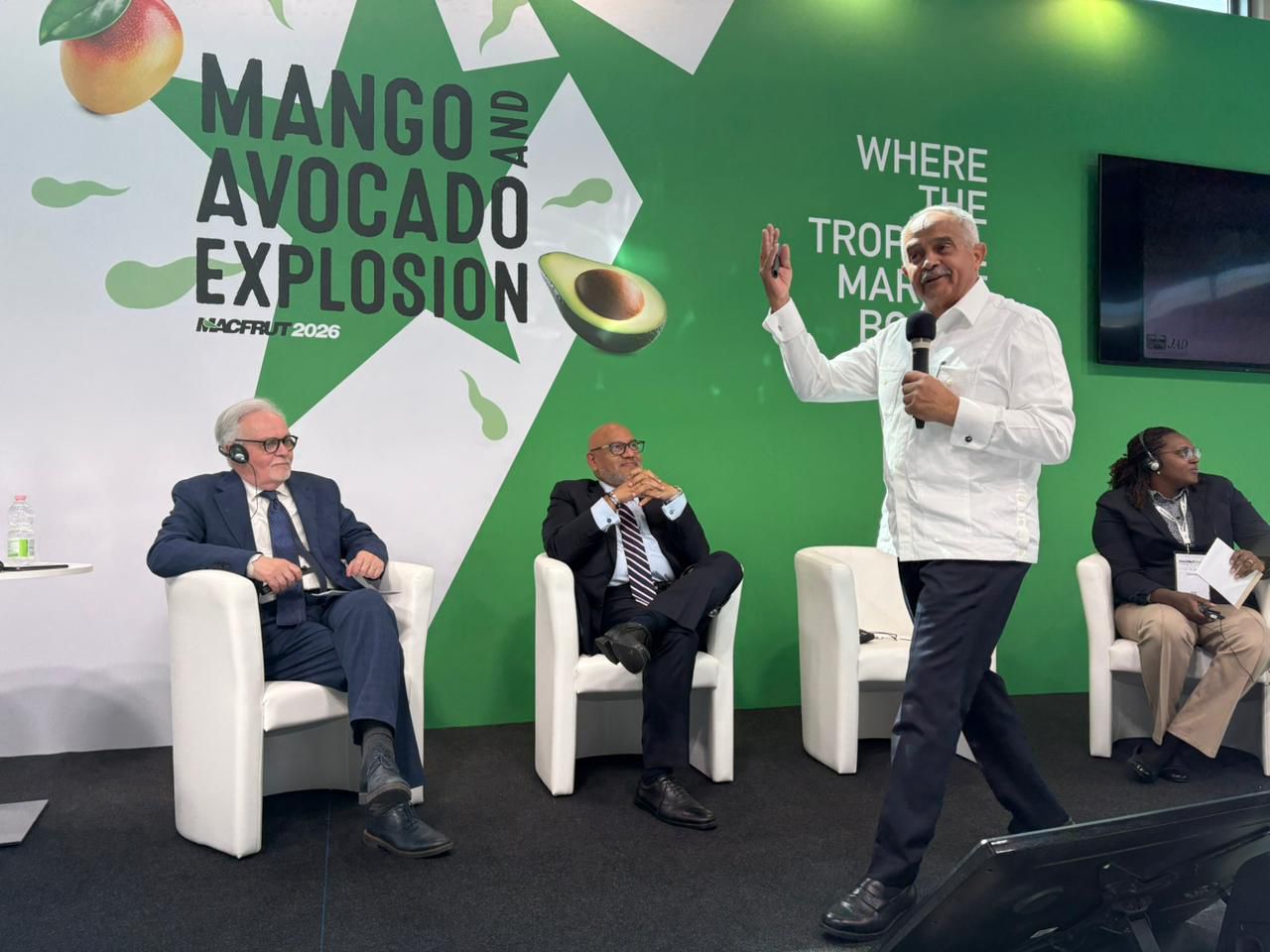 Presentan productos dominicanos en Macfrut 2026
