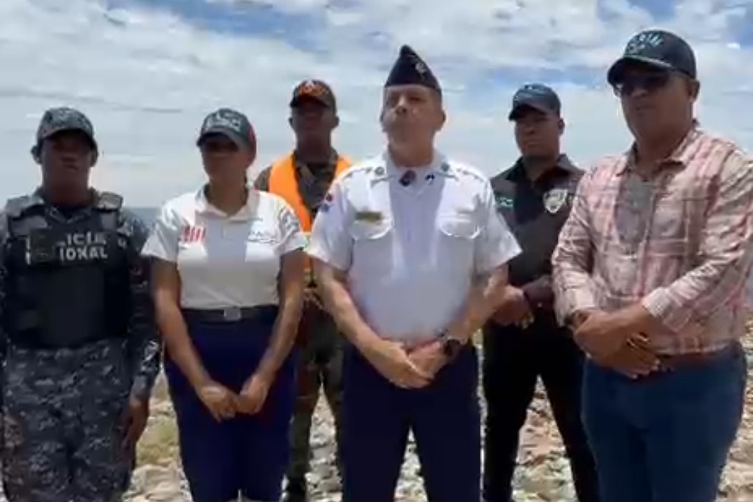 Coordinan búsqueda de hombre que se habría lanzado hacia el mar Caribe