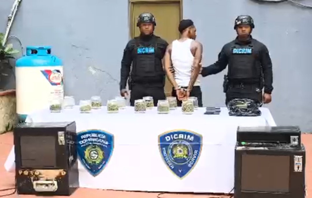 Policía interviene punto de venta de drogas en Capotillo; un detenido 
