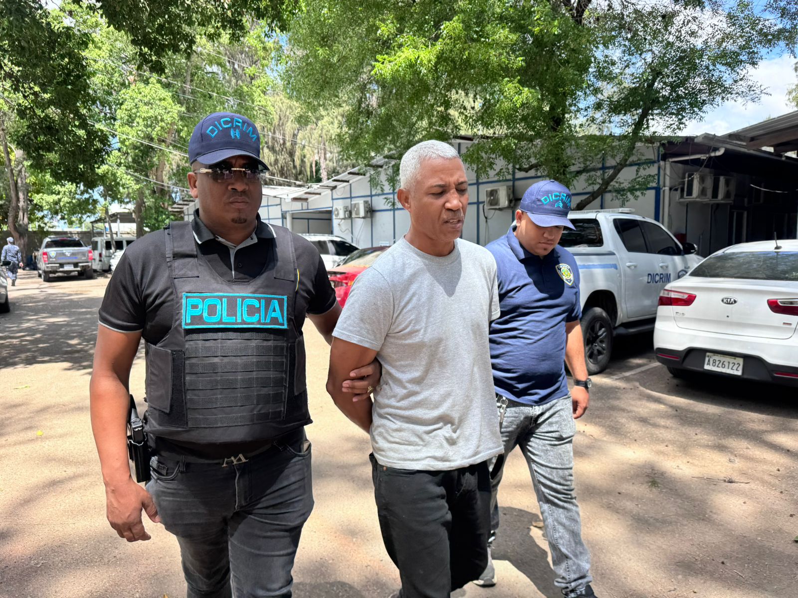 PN arresta a “El Sureño” por robo de motocicletas en Santiago; recuperan 16 y tres chasis