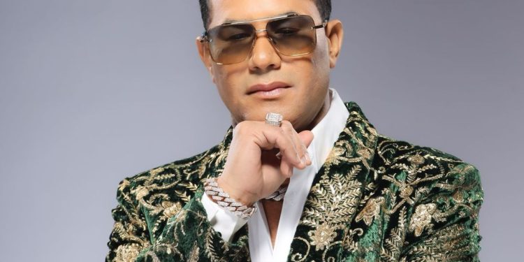 "El Cacique" llega al Parque Central de Santiago con una noche prometida de pura bachata