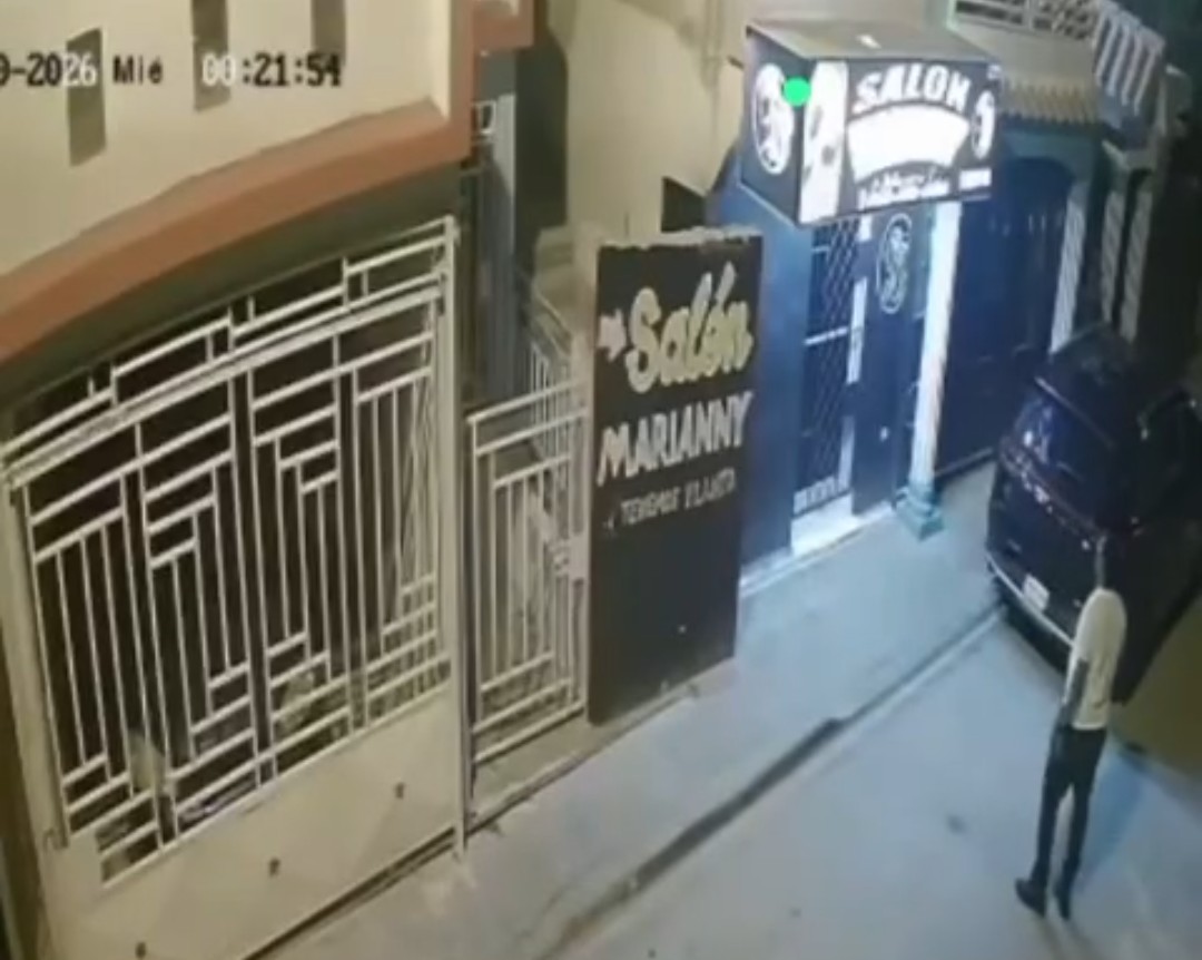 Apresan hombre acusado de disparar contra una mujer; hecho fue captado y difundido en redes sociales