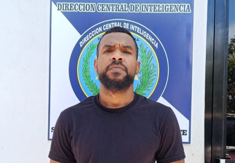 Allanamiento: Apresan a “Choquito” y ocupa armas de fuego, fusiles, municiones y armas blancas en SPM
