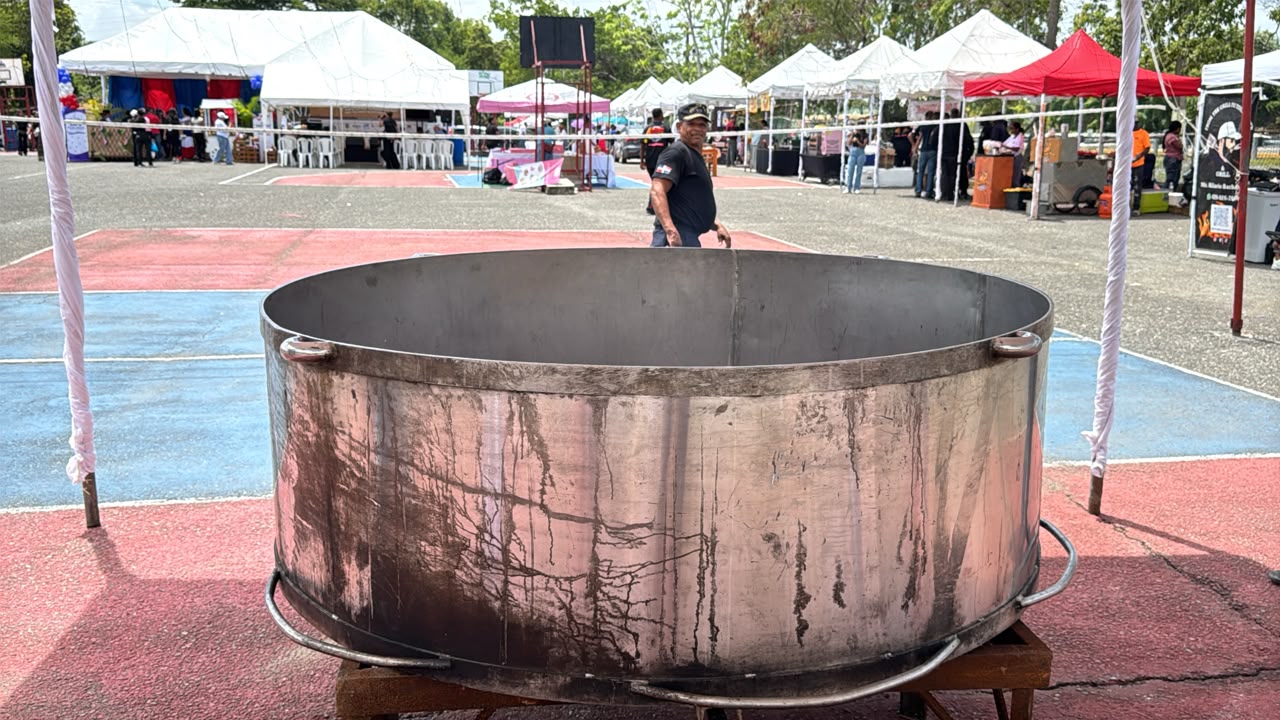 Celebran “El Gran Caldero de Pedro Brand” para promover la gastronomía local y el emprendimiento