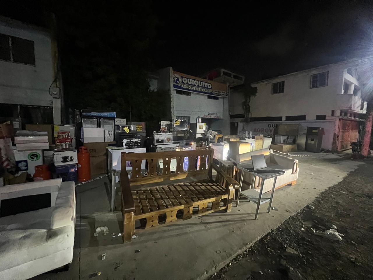 PN recupera más 170 artículos sustraídos durante incendio en tienda L&R