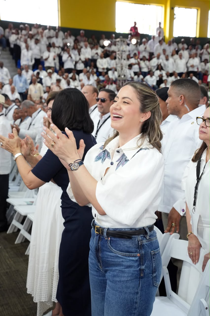 Gloria Reyes asume Organización del PRM