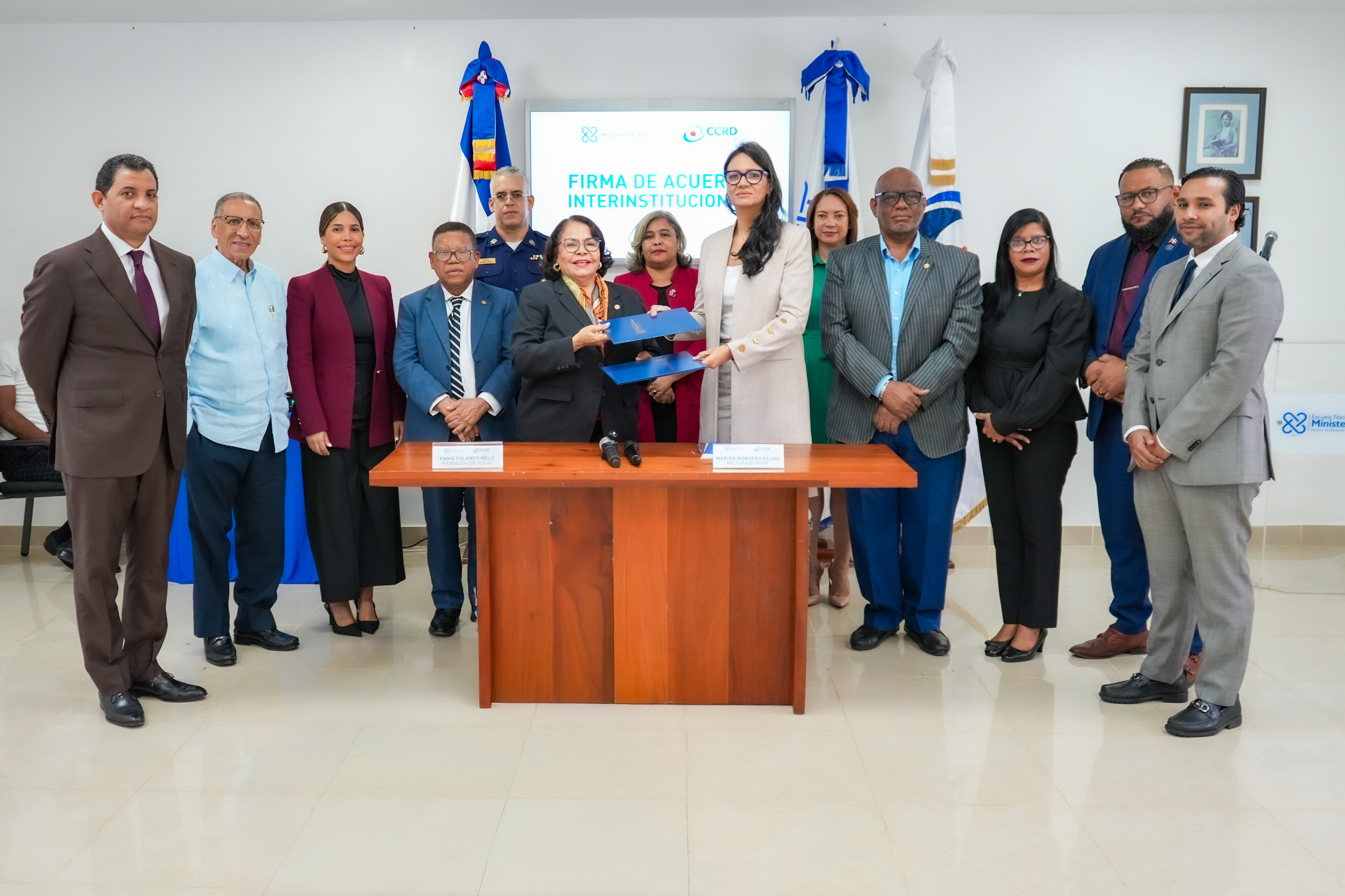 CCRD y IES-ENMP fortalecen cooperación para la formación especializada y la fiscalización pública